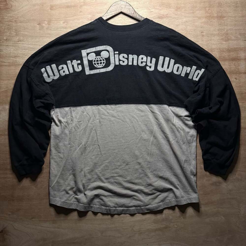 Walt Disney World Spirit Jersey Black Grey Long Sleeve Size Large